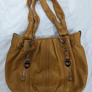 B. Makowsky Leather Purse